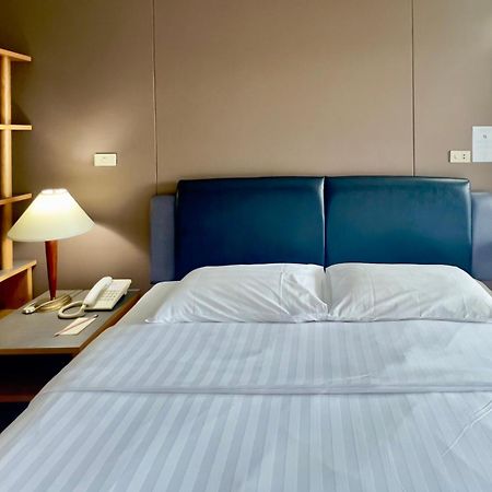Bu Place Hotel Bangkok Eksteriør bilde