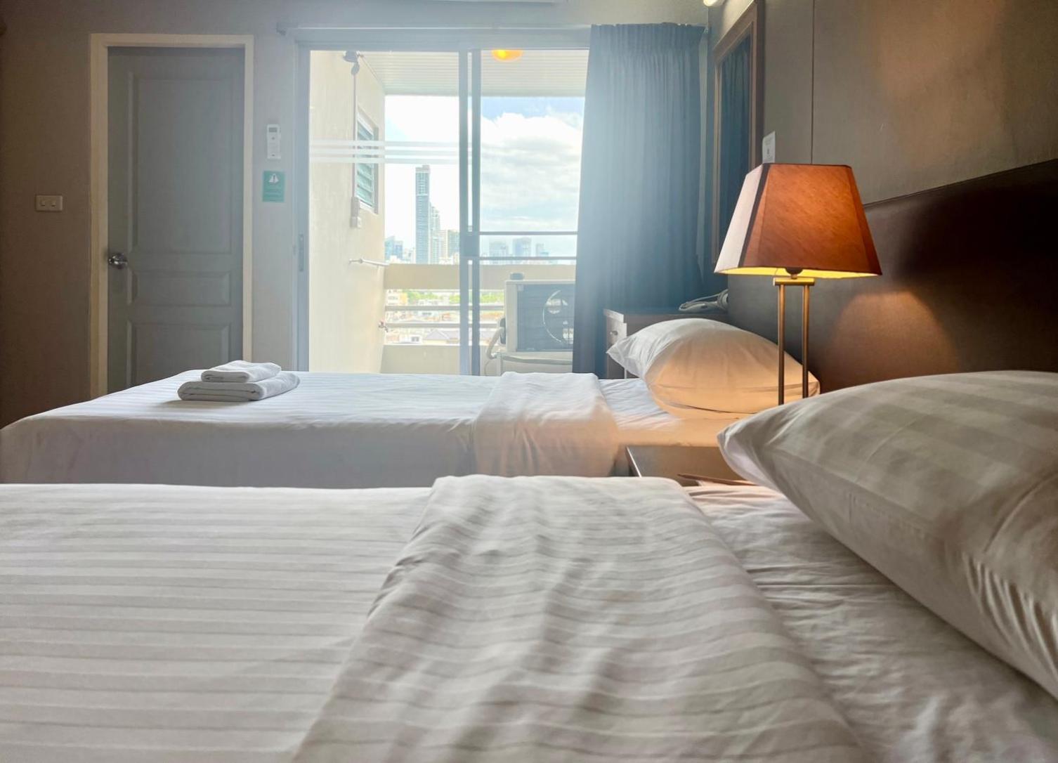 Bu Place Hotel Bangkok Eksteriør bilde