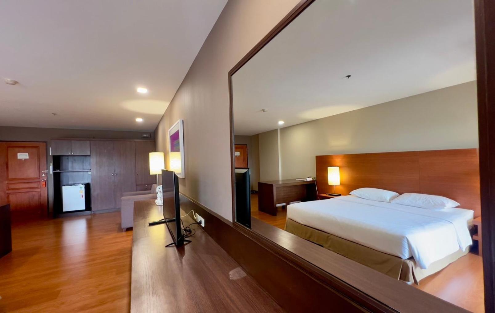Bu Place Hotel Bangkok Eksteriør bilde
